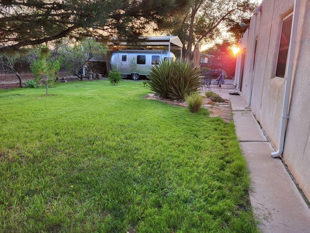 316 Homeland Road NW, Albuquerque, NM 87114