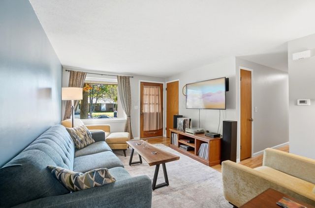 4524 Moraine Avenue, Hilliard, OH 43026