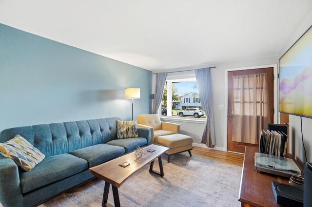 4524 Moraine Avenue, Hilliard, OH 43026