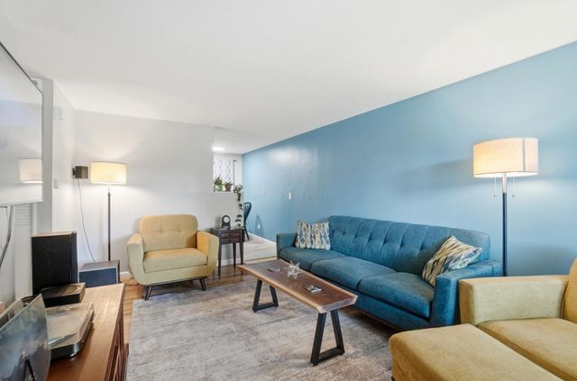 4524 Moraine Avenue, Hilliard, OH 43026