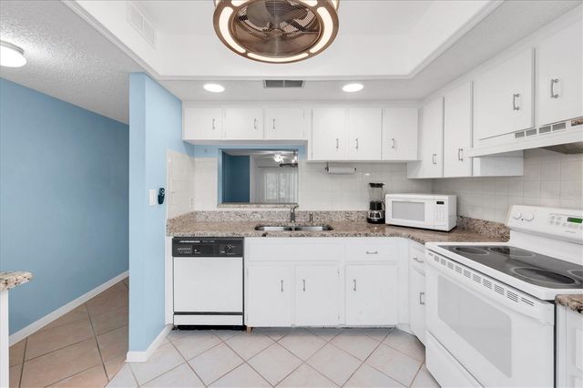 845 MAPLE COURT 103, Dunedin, FL 34698