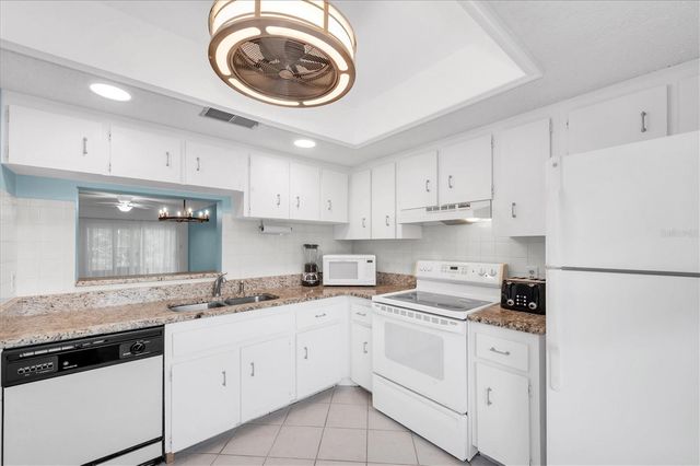 845 MAPLE COURT 103, Dunedin, FL 34698