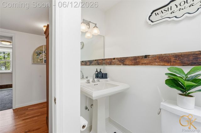 1293 Burns Road, Milford Charter Township, MI 48381