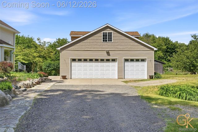 1293 Burns Road, Milford Charter Township, MI 48381