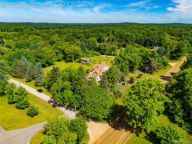 1293 Burns Road, Milford Charter Township, MI 48381