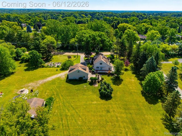 1293 Burns Road, Milford Charter Township, MI 48381
