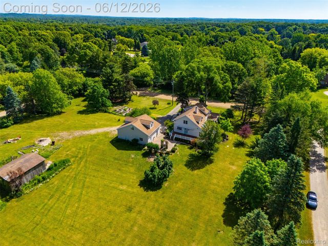1293 Burns Road, Milford Charter Township, MI 48381