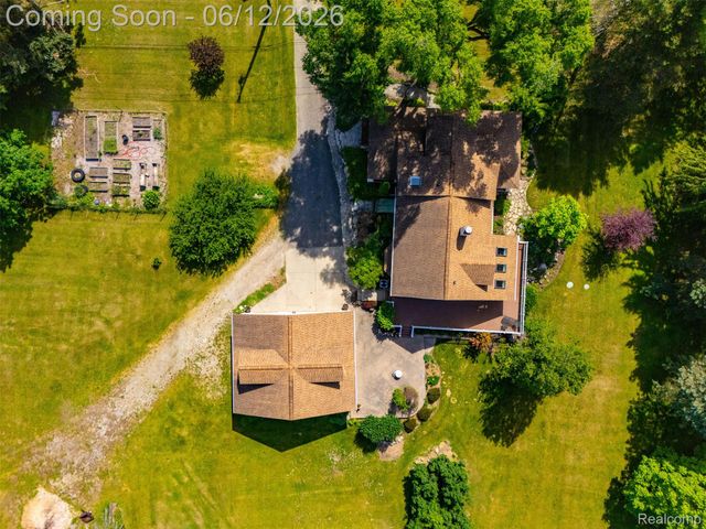 1293 Burns Road, Milford Charter Township, MI 48381