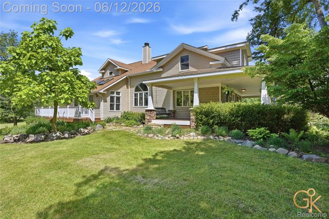1293 Burns Road, Milford Charter Township, MI 48381