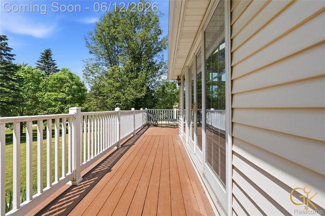 1293 Burns Road, Milford Charter Township, MI 48381