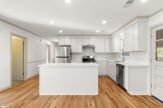 1 Alpine Drive, Taylors, SC 29687