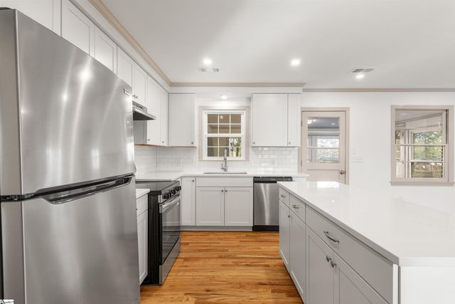 1 Alpine Drive, Taylors, SC 29687