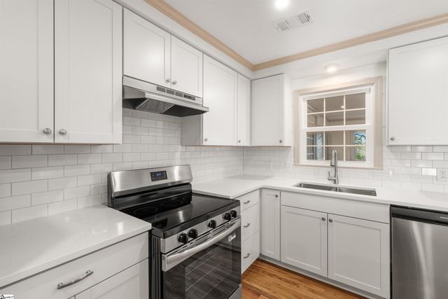 1 Alpine Drive, Taylors, SC 29687