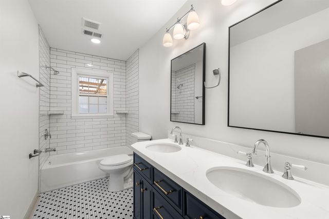 1 Alpine Drive, Taylors, SC 29687