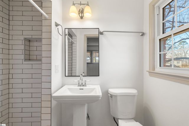 1 Alpine Drive, Taylors, SC 29687