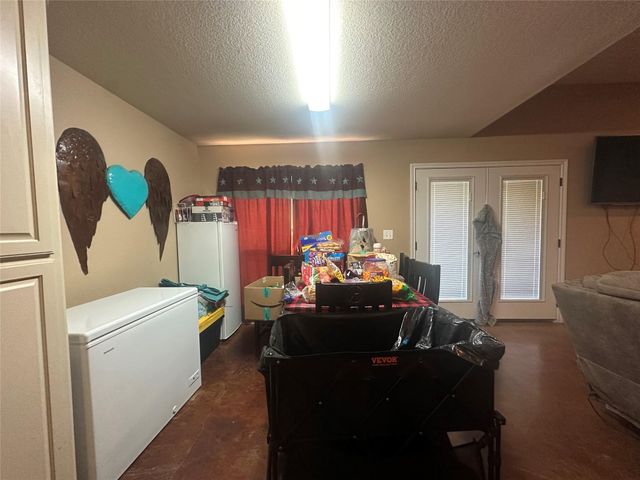 1550 Three Skillet Road, Springtown, TX 76082