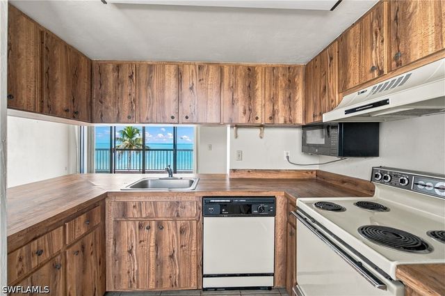 26300 Hickory BLVD 506, Bonita Springs, FL 34134