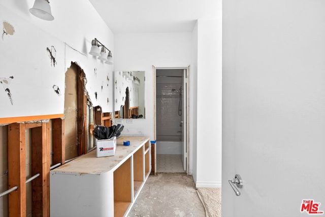 901 10th Street 307, Santa Monica, CA 90403