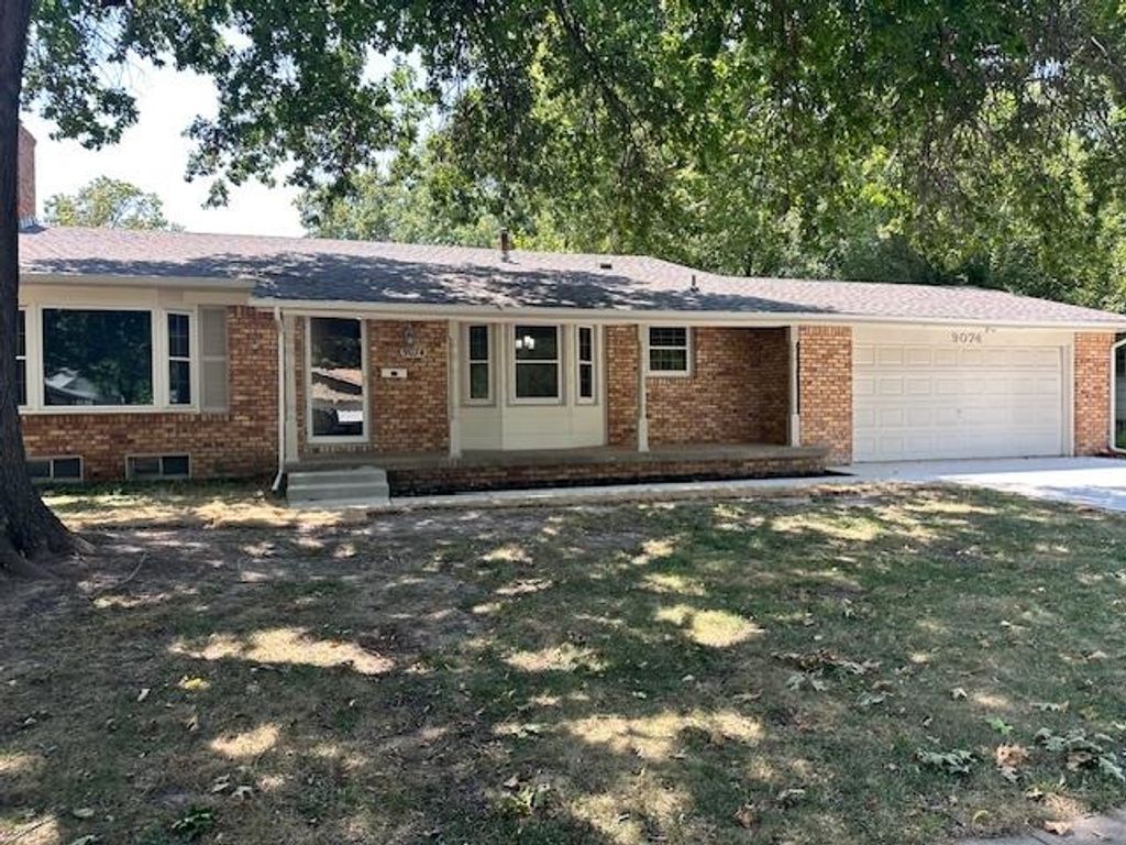 9074 W Harvest Court, Wichita, KS 67212