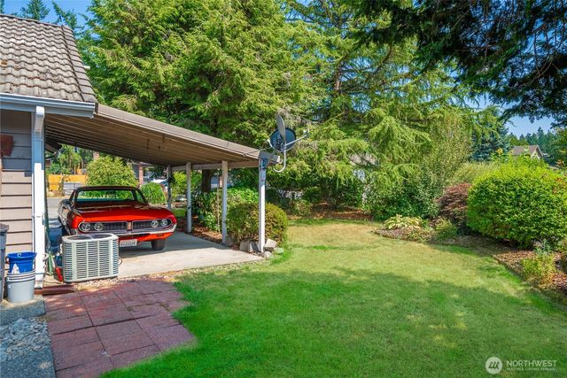 22015 SE 244th Place, Maple Valley, WA 98038