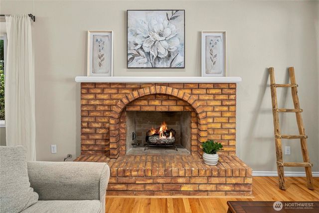 22015 SE 244th Place, Maple Valley, WA 98038