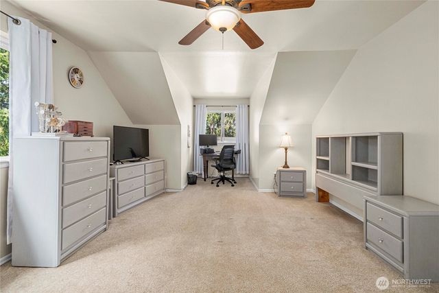 22015 SE 244th Place, Maple Valley, WA 98038