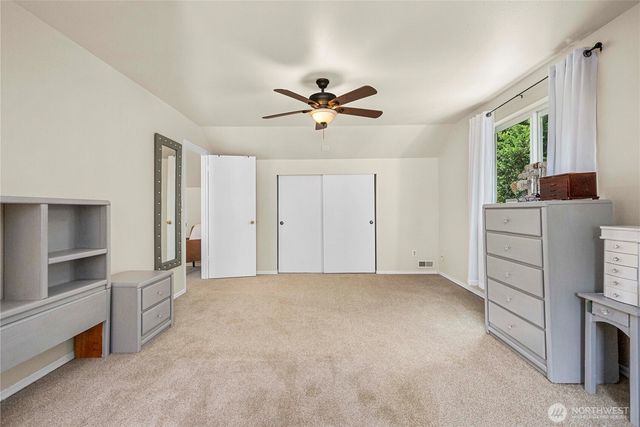 22015 SE 244th Place, Maple Valley, WA 98038