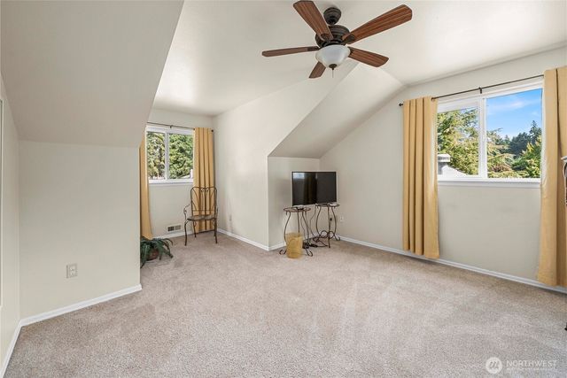 22015 SE 244th Place, Maple Valley, WA 98038