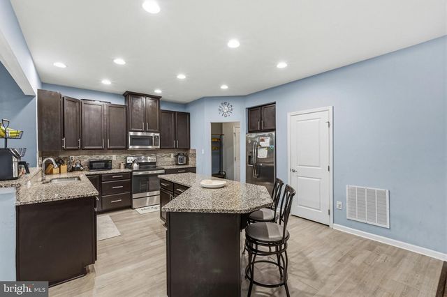 28 SNOW BRANCH RD, Clayton, DE 19938