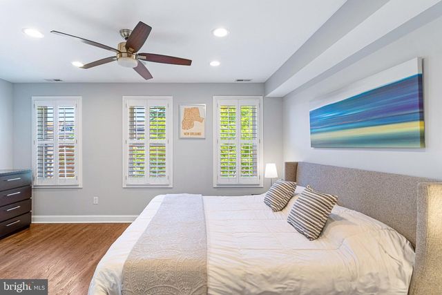 1322 QUINCY ST NW, Washington, DC 20011