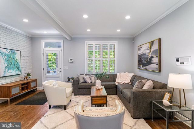 1322 QUINCY ST NW, Washington, DC 20011