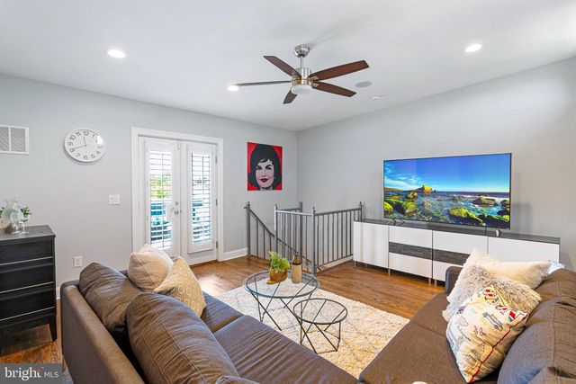 1322 QUINCY ST NW, Washington, DC 20011