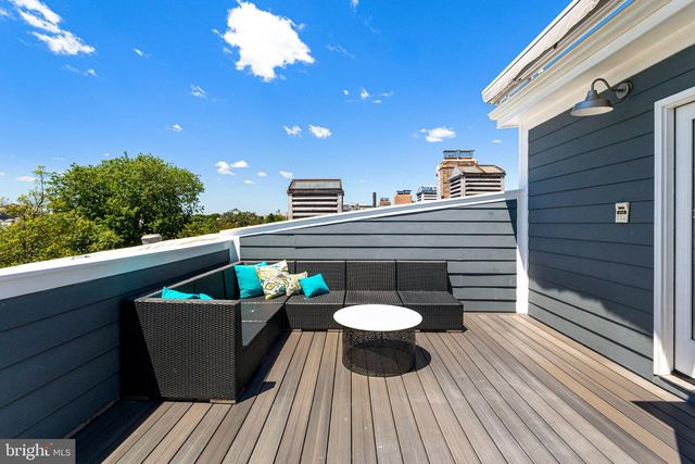 1322 QUINCY ST NW, Washington, DC 20011