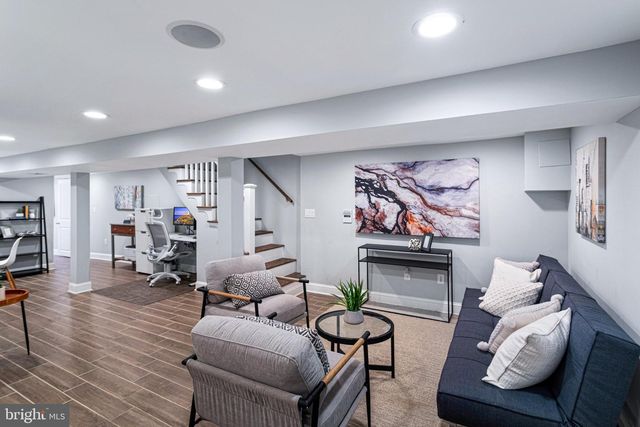 1322 QUINCY ST NW, Washington, DC 20011