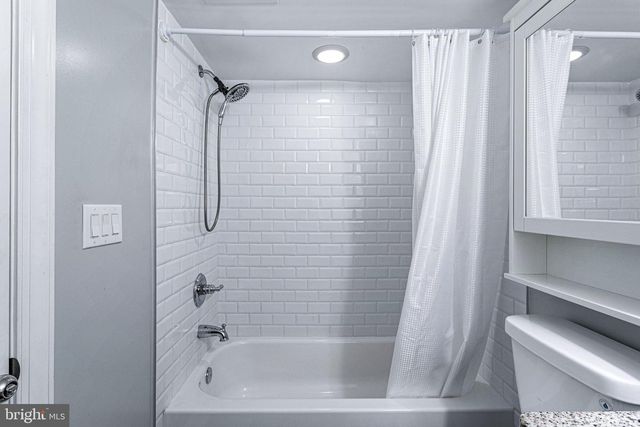 1322 QUINCY ST NW, Washington, DC 20011