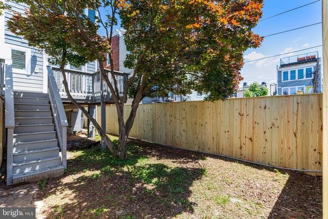 1322 QUINCY ST NW, Washington, DC 20011