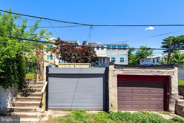 1322 QUINCY ST NW, Washington, DC 20011