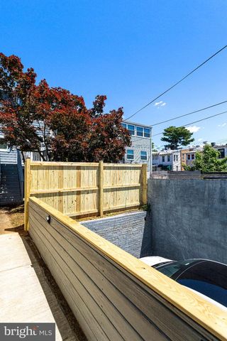 1322 QUINCY ST NW, Washington, DC 20011