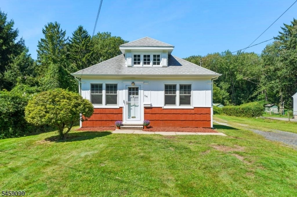 327 Saint Cloud Ave, West Orange Twp., NJ 07052 — exterior