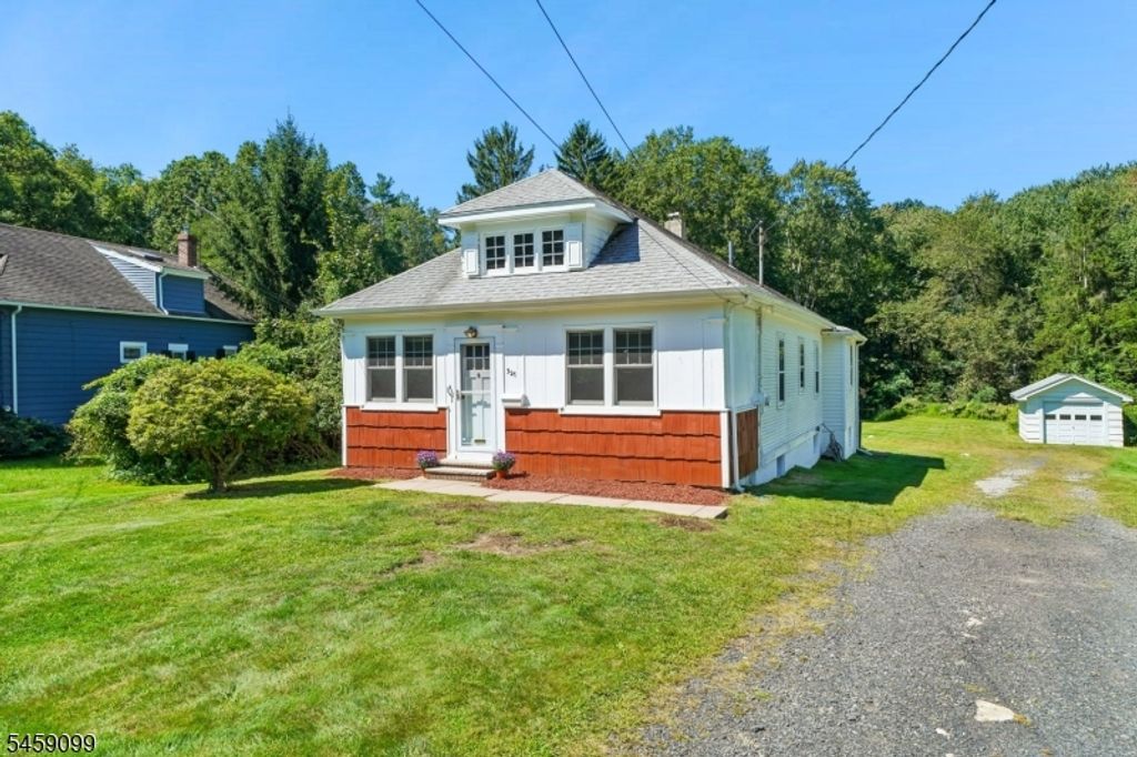 327 Saint Cloud Ave, West Orange Twp., NJ 07052 — photo 2