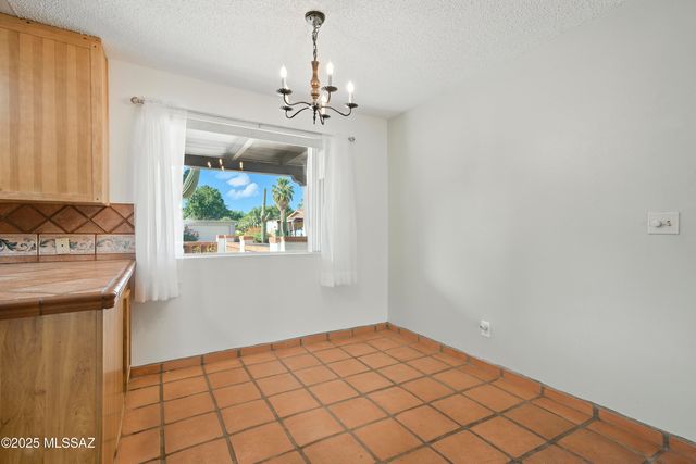 146 E Verde Vista, Green Valley, AZ 85614