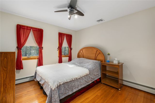 10 Oak Hill Road, Scituate, RI 02831