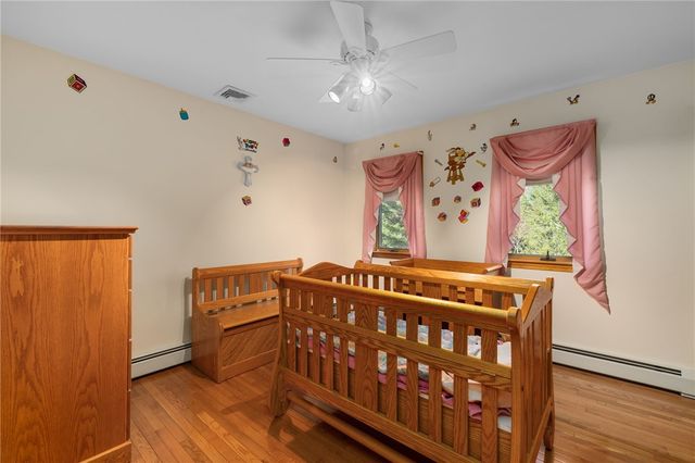 10 Oak Hill Road, Scituate, RI 02831