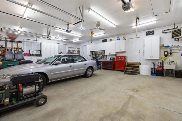 10 Oak Hill Road, Scituate, RI 02831