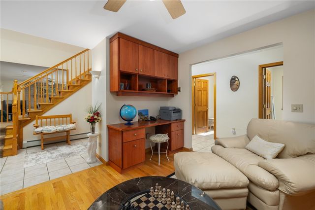 10 Oak Hill Road, Scituate, RI 02831