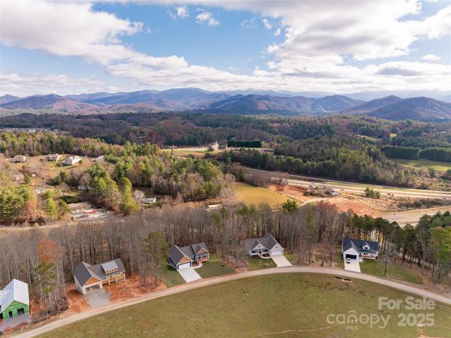 224 Country Drive, Mars Hill, NC 28754