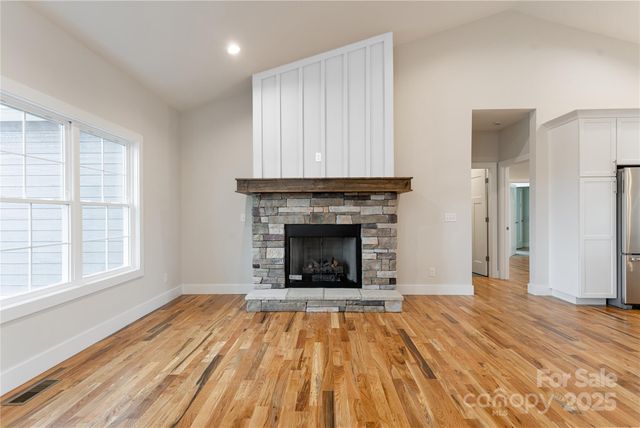 224 Country Drive, Mars Hill, NC 28754