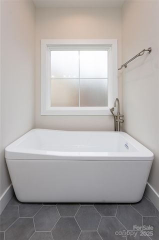 224 Country Drive, Mars Hill, NC 28754