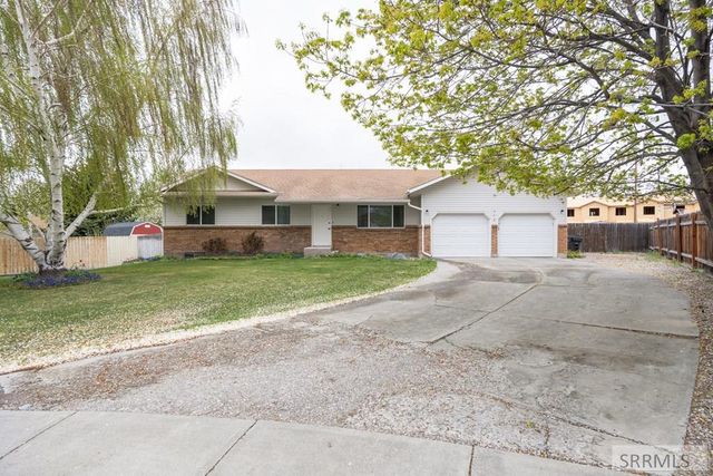 972 Bluebird Place, Idaho Falls, ID 83402