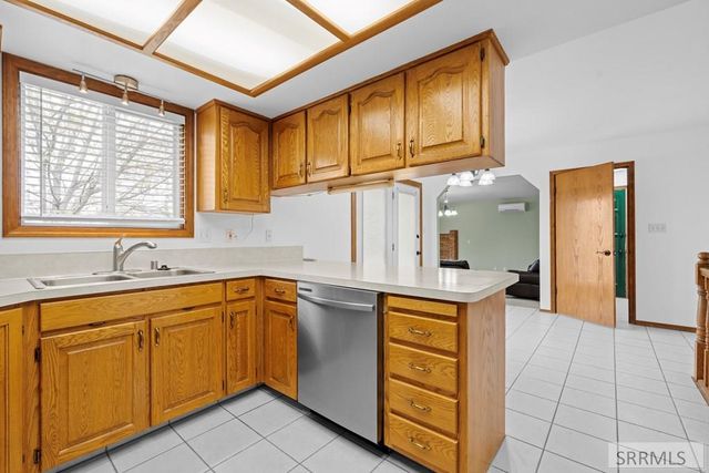 972 Bluebird Place, Idaho Falls, ID 83402